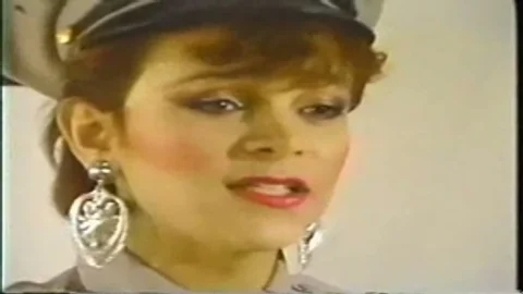 Meine VHS-Schutzherrin, die Strafanstalt Kattefights