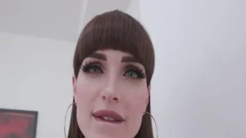 Hart schlagen mit Transsexueller in der Hauptrolle