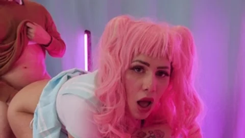 Trans Angels: Isabella bekommt eine spezielle Unterschrift