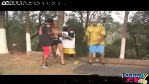 Interrassischer Slam im Freien
