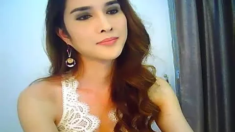 Webcam Asiatischer Ladyboy solo