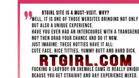 Schlanke ukrainische Trans-Playgirl spielt mit ihrem Penis vor der Webcam