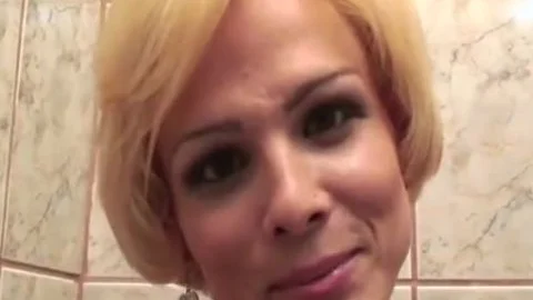 Ladyboy SIBIAN REITER - Szene 8