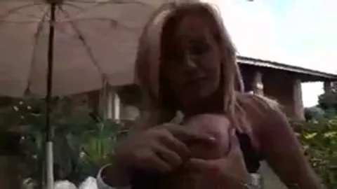 Helene Raphaël in der Natur verrückt werden