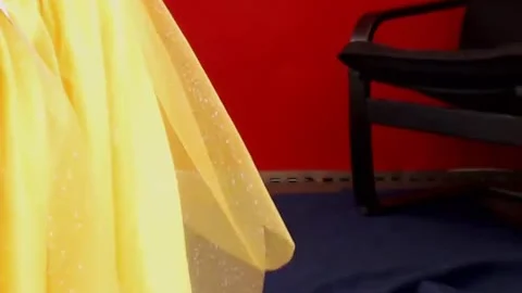 Mutige Belle ist eine Schönheit UND ein Biest