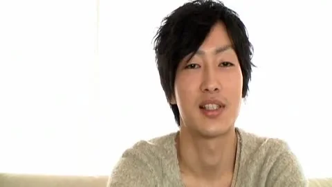 Beste japanische Hure in lebhafter Masturbationsszene mit Trio-JAV-Video-Szene