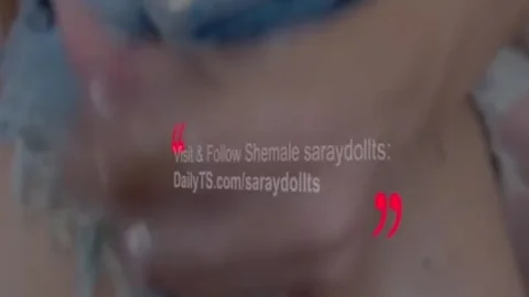 Schlampe Latino Ladyboy Riesen-Würstchen Spiel