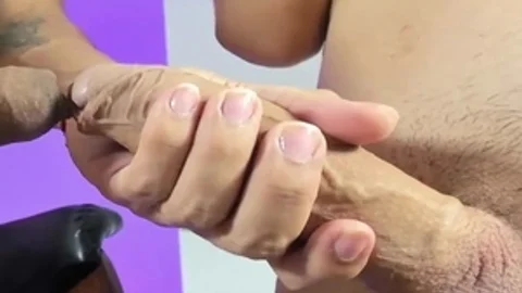 Eine größere Menge köstlicher Girlcock Nahaufnahme