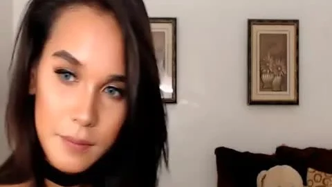 Schlampe kleiner Penis Trans-Modeling