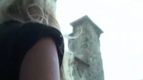 schmieriger Ladyboy pflügt Gimp