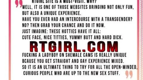 Saftige Trans-Schönheit mit sexy Tätowierungen streichelt ihren mädchenhaften Schwanz