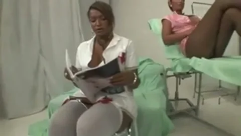 Wilde Transsexuelle Krankenschwestern hämmern im Krankenhaus